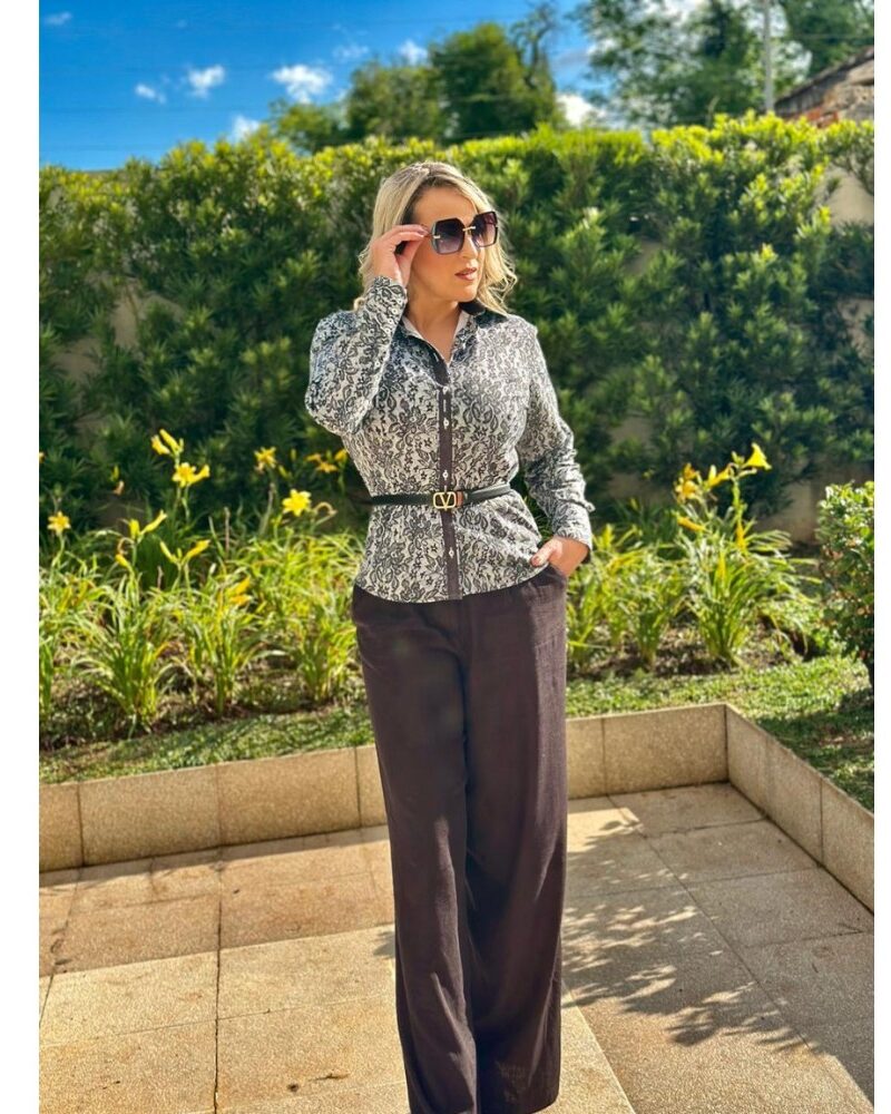 Camisa Feminino Floral Preto