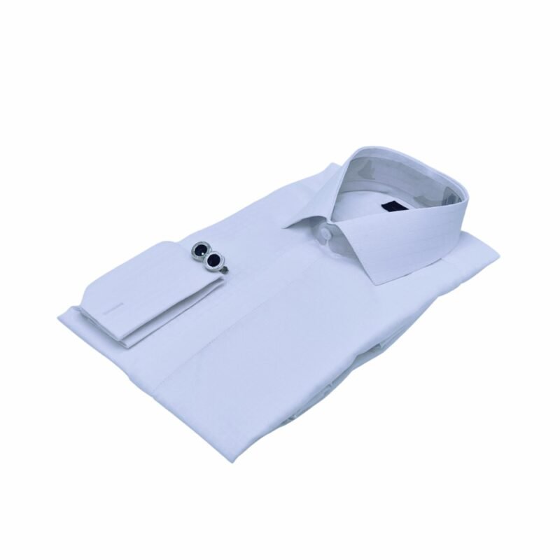 Camisa social italiana branca xadrez da Ms Stilos em visão diagonal, destacando punhos, colarinho italiano e padrão xadrez elegante.