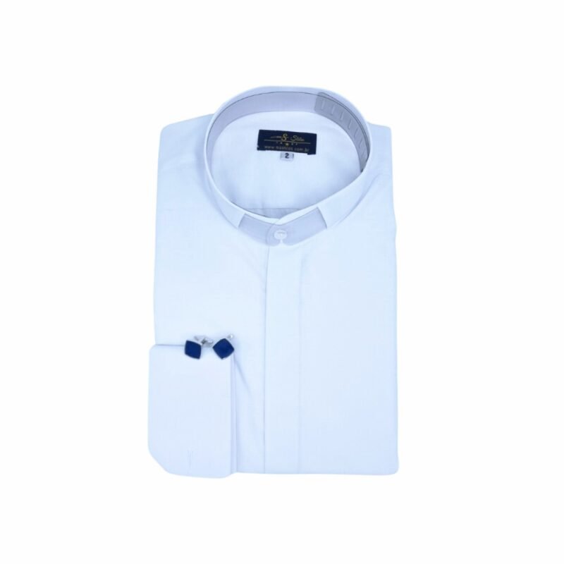 Camisa social branca gola padre com punho duplo dobrada