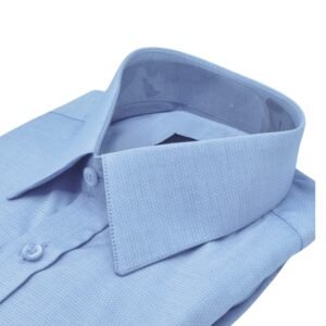 Detalhe lateral gola camisa azul francesa micro estampa