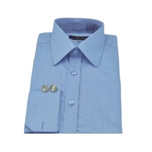 Detalhe camisa social azul poá francesa