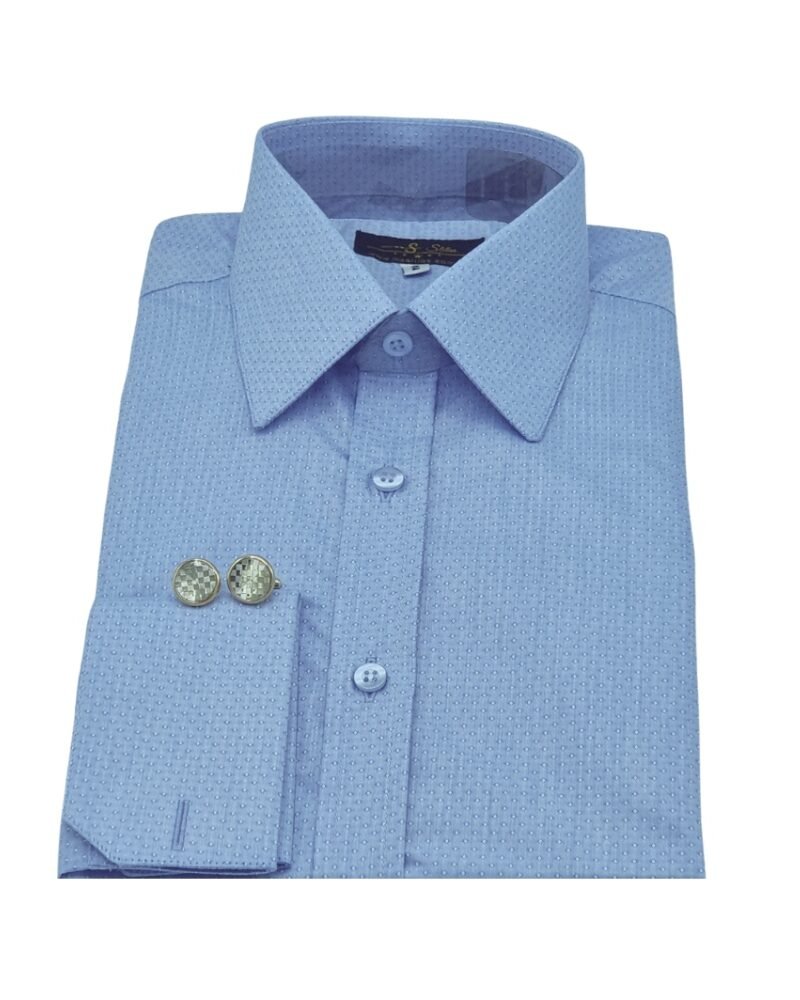 Detalhe camisa social azul poá francesa