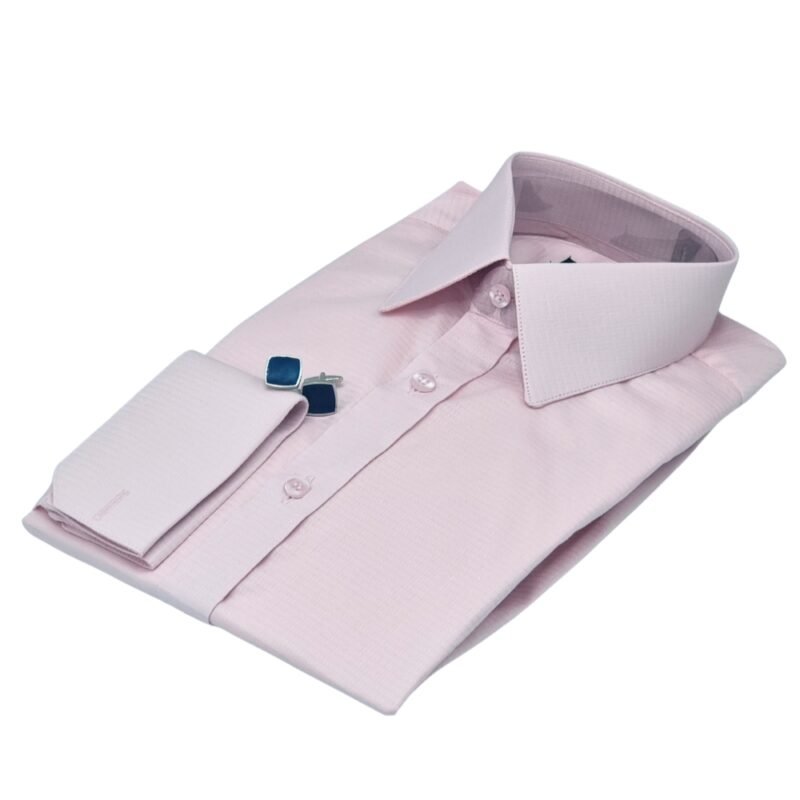 Camisa rosa claro francesa punho duplo vista lateral elegante