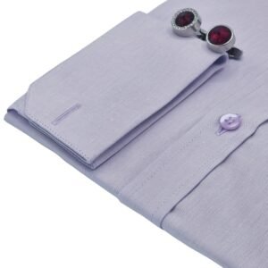Detalhe punho francês camisa lilás claro fio egípcio com abotoaduras