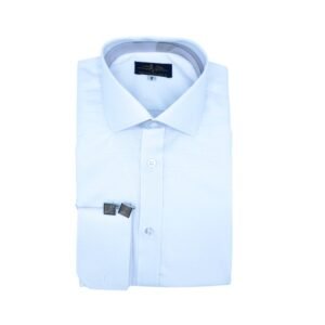 Camisa branca masculina em tecido gravataria dobrada vista superior