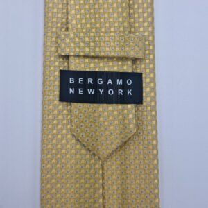 Gravata Marca Newyork Bergamo/ Amarela 8,5 cm x 1,48 Cm Tradicional