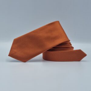 Gravata Salmão Escuro Listrada Semi Slim 7,5 cm