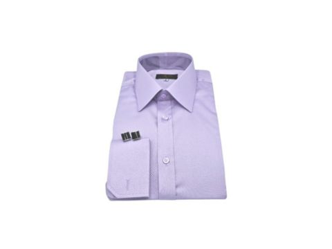 Camisa social lilás premium MS Stilos dobrada com abotoaduras, sofisticação e estilo moderno.