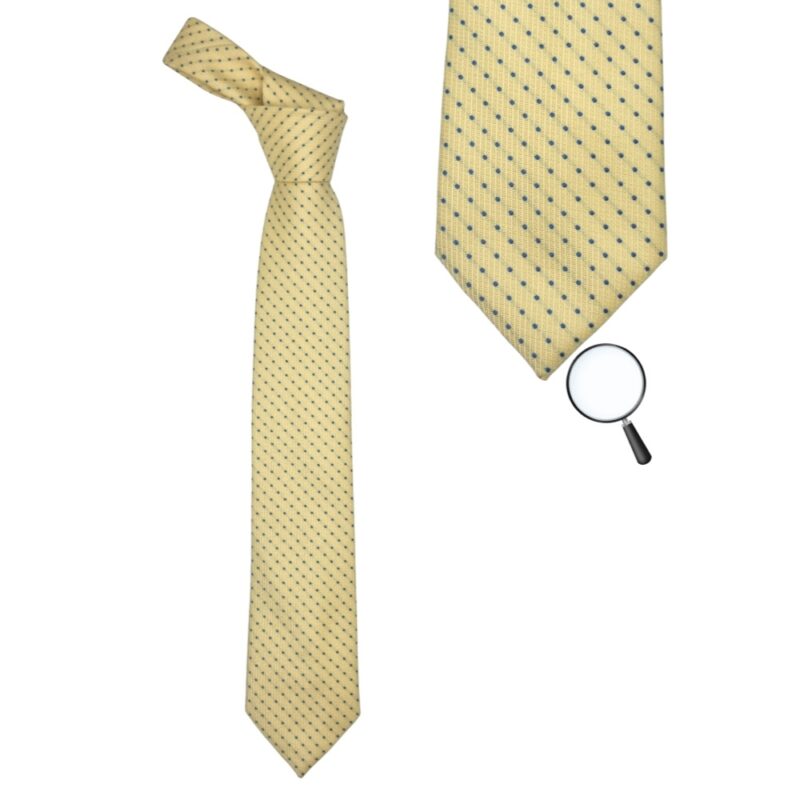 Gravata Michael Kors amarela com poá azul e detalhe ampliado do tecido