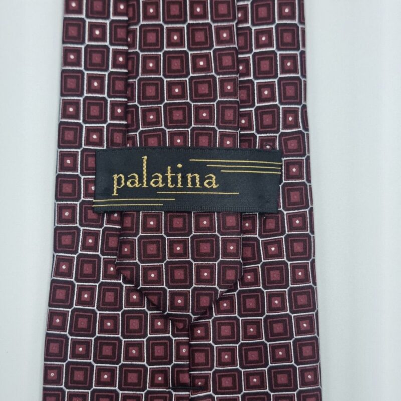 Etiqueta da marca Palatina aplicada em gravata de seda vinho original