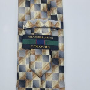 Verso da gravata amarela e cinza com etiqueta original da marca Alexandre Julian