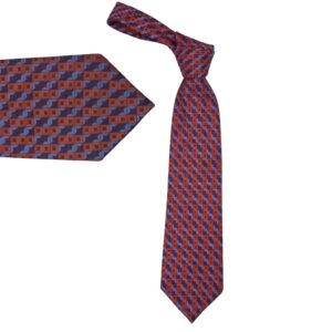 Gravata vermelha em seda com nó ajustado e caimento tradicional refinado