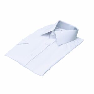 Estrutura da gola francesa rígida na camisa branca lisa, acabamento premium.