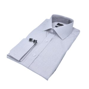 Camisa fio egípcio quadriculada dobrada, vista geral com punho e gola italiana.