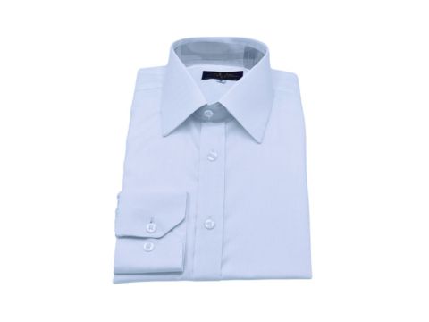 Camisa social francesa branca da MS Stilos, dobrada, com estampa maquinetada discreta e punho botão