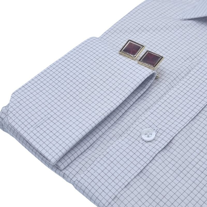 Punho francês da camisa quadriculada masculina com tecido premium