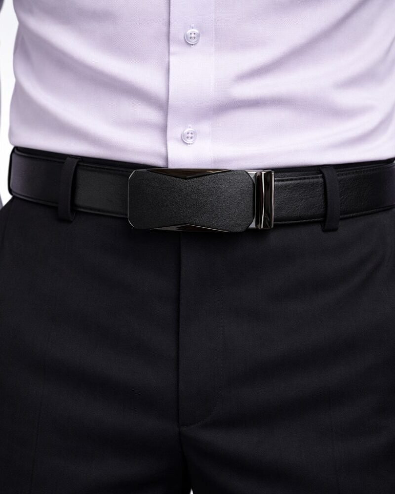 Cinto Social Masculino Premium Preto Texturizado com Fivela Automática Minimalista