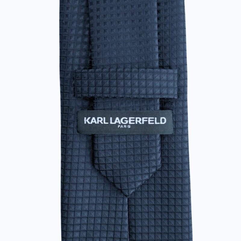 Gravata Karl Lagerfeld Paris Azul Escuro Texturizada Elegância e Sofisticação Contemporânea 8,cm x 1,48 Cm Tradicional