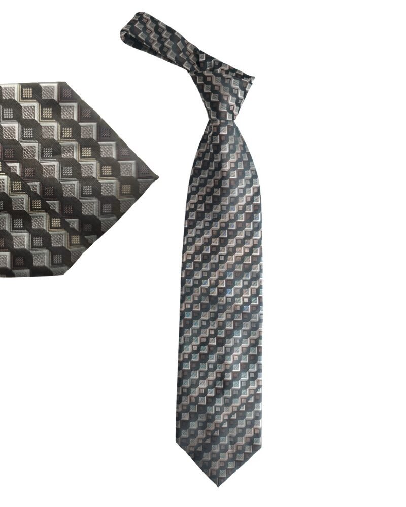 Gravata Knightsbridge Tradicional Larga Estrutura Robusta e Nó Imponente Descrição - 9,5 cm/ 1,50 cm Tradicional Larga