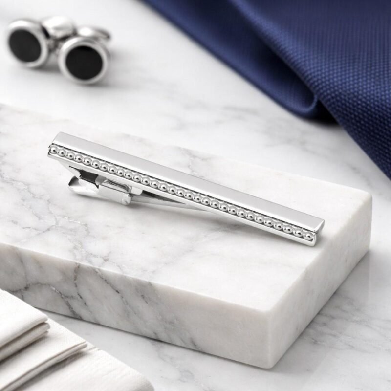 Prendedor de Gravata Prata Minimalista Elegância Clássica Premium