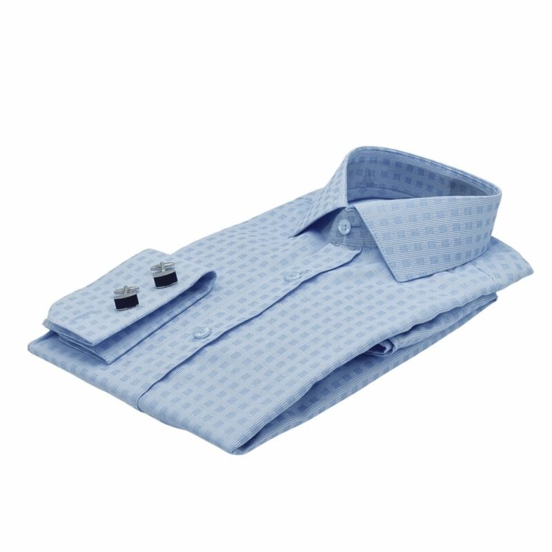 Camisa social azul italiana xadrez com punho duplo para abotoaduras dobrada em perspectiva, mostrando colarinho, vista frontal e punho com abotoaduras