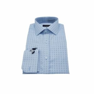 Camisa social azul italiana xadrez com punho duplo para abotoaduras dobrada em vista frontal completa sobre fundo branco