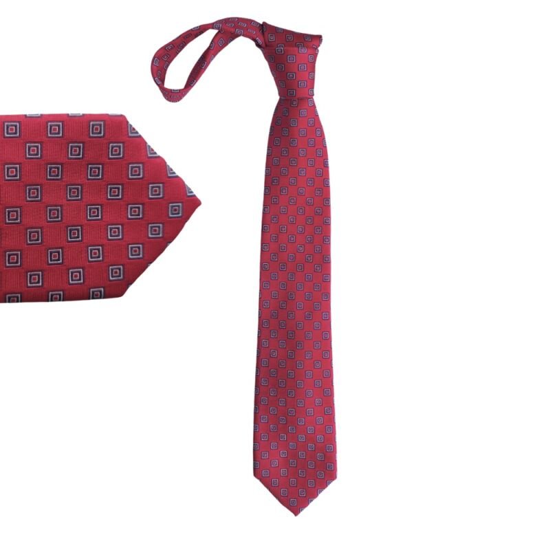 Gravata Tommy Hilfiger 100% Seda Vermelha com Padrão Geométrico Azul 8,5 cm/ 1,54 cm Tradicional