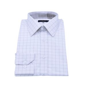 Camisa social branca quadriculada bordô vinho dobrada com caimento estruturado e elegante.