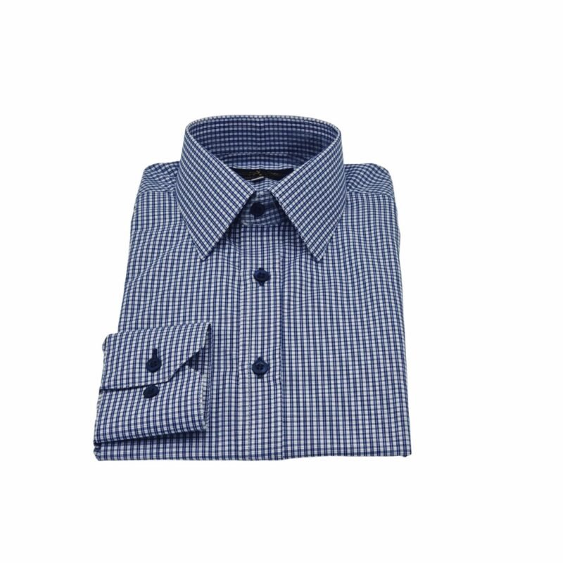 Camisa social azul padronagem xadrez semi slim dobrada em visão frontal, com gola e punho destacados.