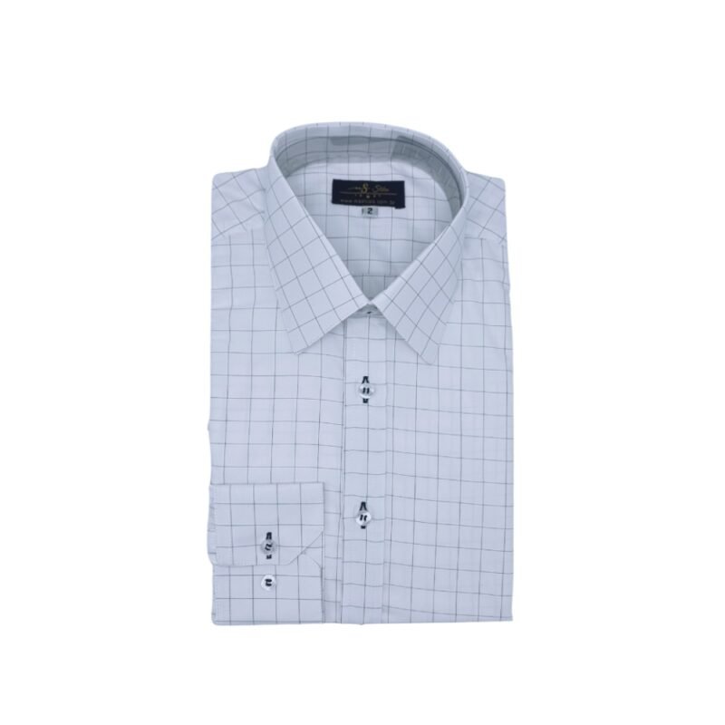 Camisa social francesa branca quadriculado azul escuro passa fácil dobrada em apresentação frontal completa sobre fundo neutro.