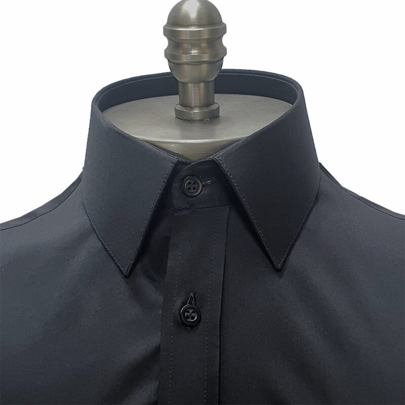 Gola francesa da camisa social preta lisa MS Stilos alfaiataria.