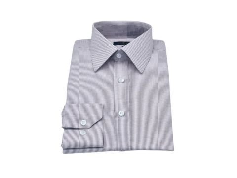 Camisa social quadriculado branco e bordo da MS Stilos dobrada em vista frontal sobre fundo branco.