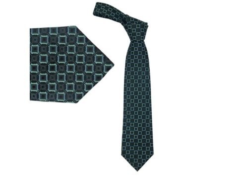 Gravata masculina verde escuro em seda com padrão geométrico, ideal para composições elegantes no outono.