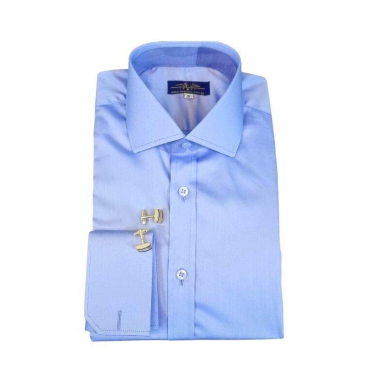 Camisa social masculina azul de fio egípcio com punho duplo e abotoadura, vista de frente - MS Stilos.