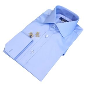 Camisa social masculina azul de fio egípcio com colarinho italiano e punho duplo, vista diagonal - MS Stilos.