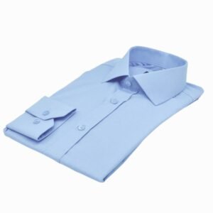 Camisa social azul em tecido sulfite com colarinho italiano, vista diagonal com punho simples - MS Stilos.