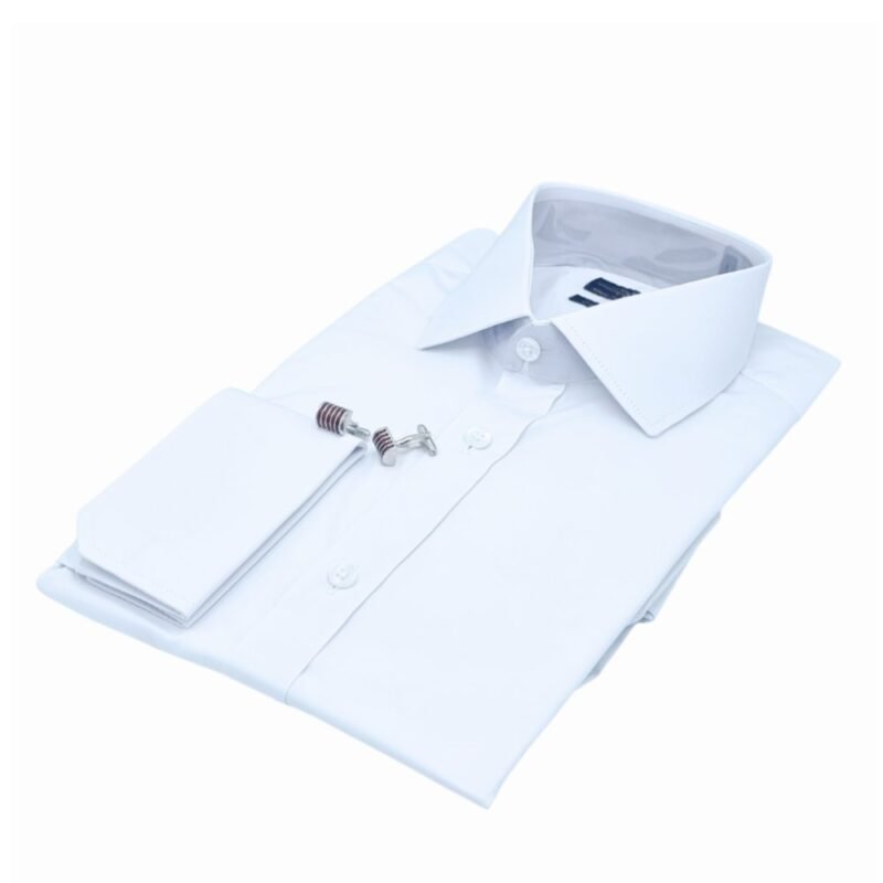 Camisa social branca de fio egípcio com punho duplo e abotoadura, vista lateral diagonal - MS Stilos.