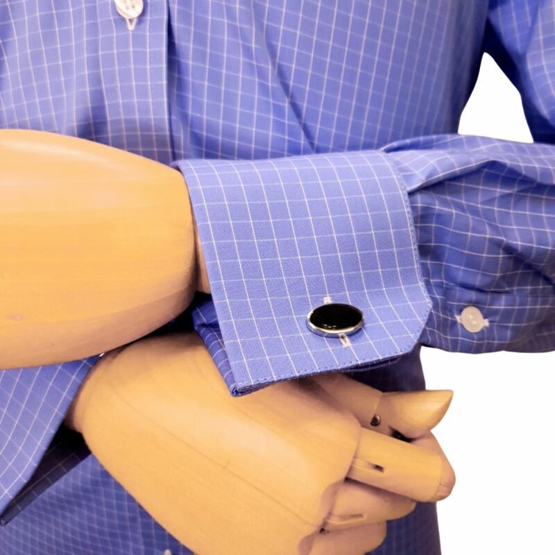 Camisa Egípcio Azul Xadrez Branco Tecido Premium — detalhe punho cufflinks preto | MS Stilos