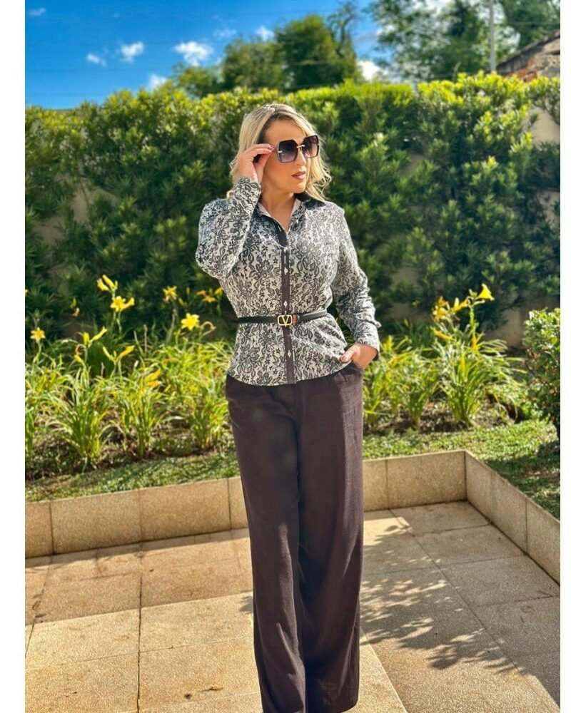 Camisa Feminino Floral Preto