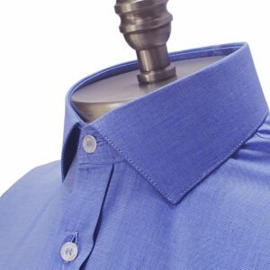 Camisa Gola Italiana Azul Lisa — detalhe gola italiana lateral | MS Stilos