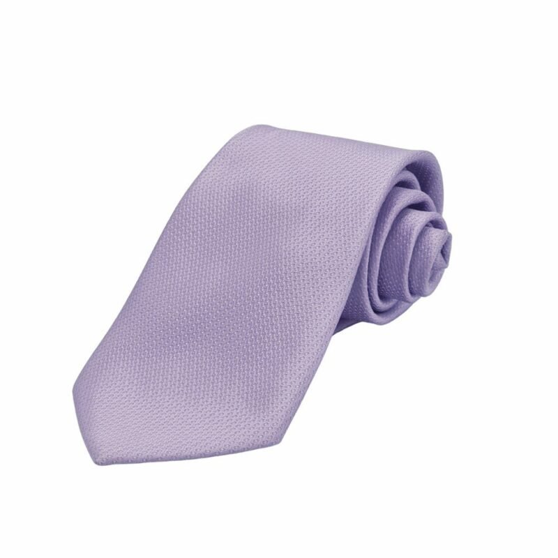 Gravata lilas claro larga enrolada na diagonal