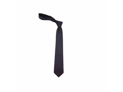 Gravata preta tradicional larga de 9 cm da MS Stilos em fundo branco