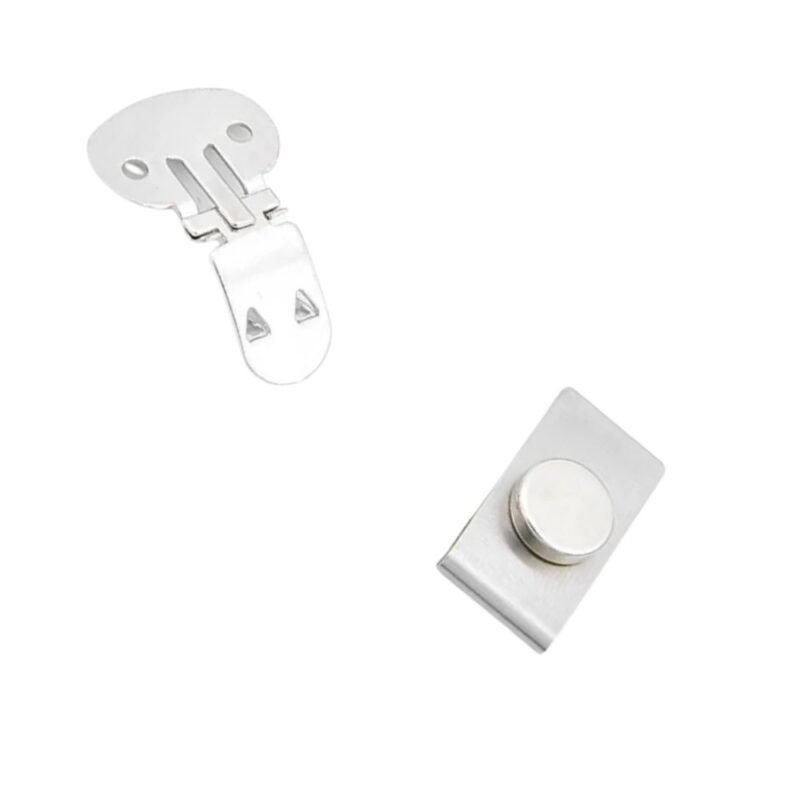Pecas do ima magnetico para gravata separadas em vista superior mostrando o clipe e a base magnetica