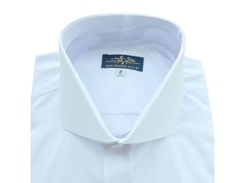 Camisa branca masculina da MS Stilos com colarinho cutaway italiano aberto e punho duplo, ideal para visual sofisticado e imponente.