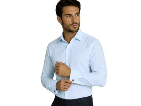 Homem usando camisa italiana branco quadriculado branco da MS Stilos em visual social elegante