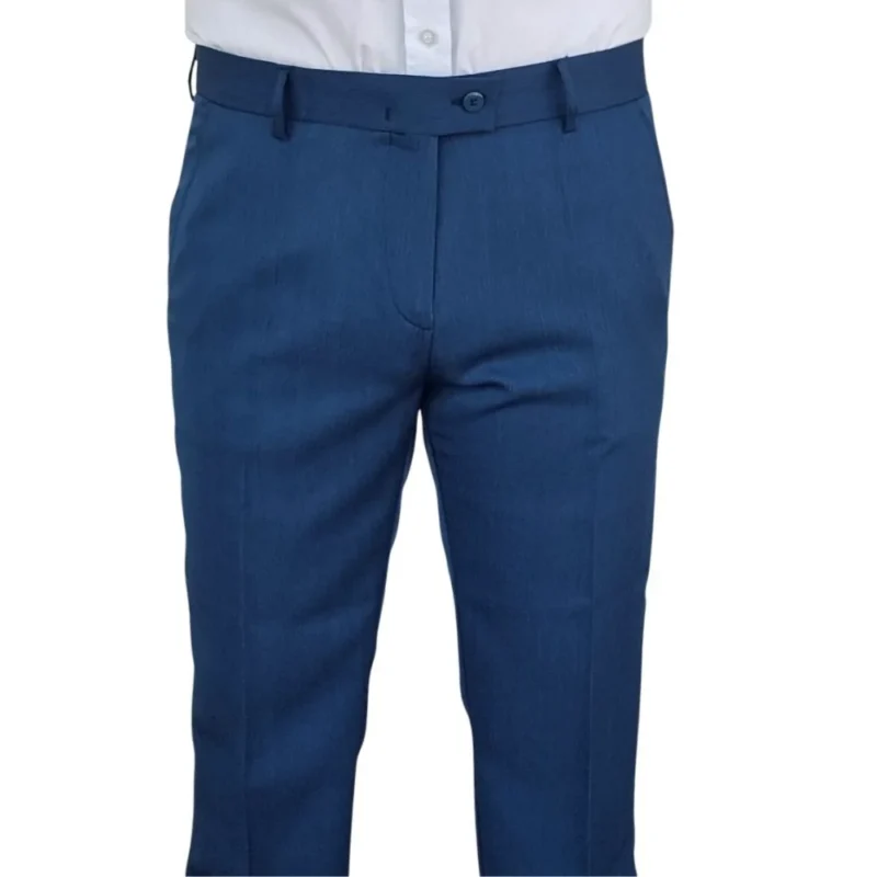Calça social azul royal estampa lisa vestida, cintura e cós frontal