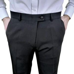 Detalhe do botão e cós frontal da calça social preta lisa com elastano