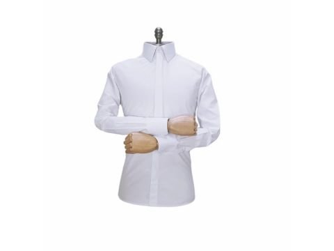 Camisa social branca masculina com colarinho estruturado em fundo branco.