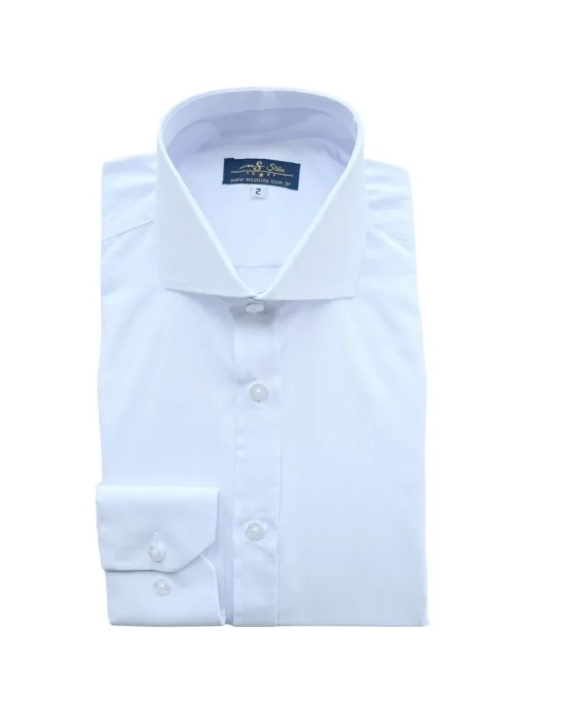 Camisa social branca lisa com gola cutaway italiana aberta, dobrada de frente