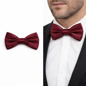 Gravata borboleta bordo vinho usada no colarinho com camisa branca e terno preto
